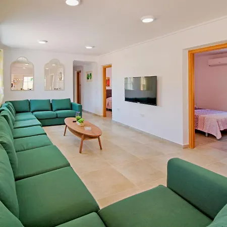 Magia By Interhome * Calp